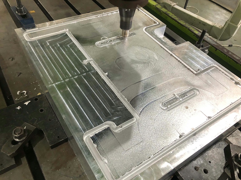 攪拌摩擦焊接機(jī)工件在加工過(guò)程中需要注意哪些事項(xiàng)