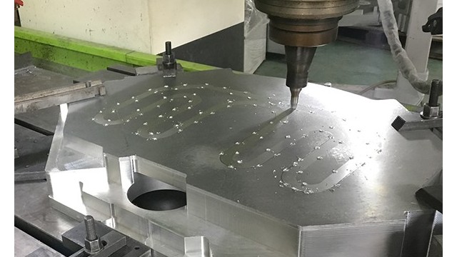 攪拌摩擦焊設(shè)備焊水冷板還是真空釬焊嗎？-科鼎數(shù)控設(shè)備