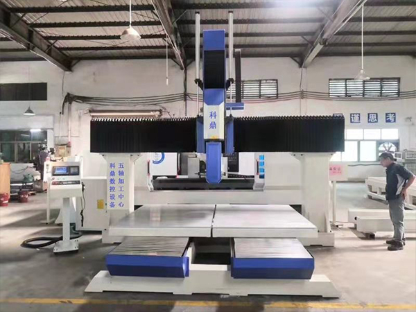 五軸加工中心旋轉(zhuǎn)軸如何裝配？-科鼎數(shù)控