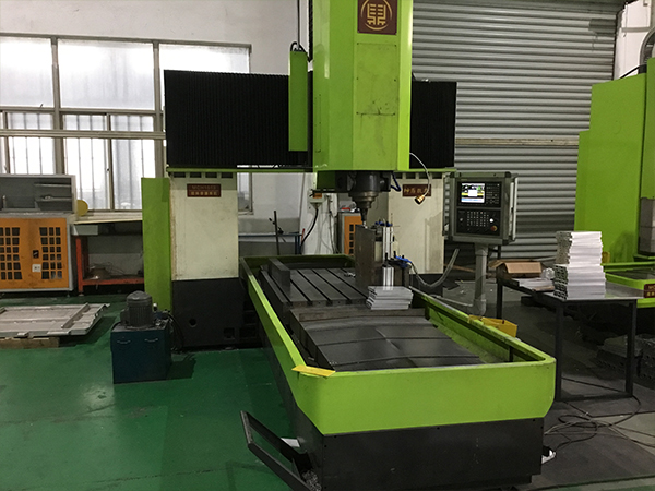 慣性摩擦焊機有什么性能和特點？-科鼎數(shù)控