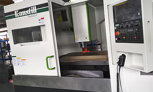 加工中心鉆頭為什么會經(jīng)常斷？什么原因？-科鼎數(shù)控