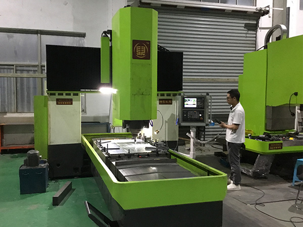 攪拌摩擦焊機(jī)多少錢一臺(tái)？