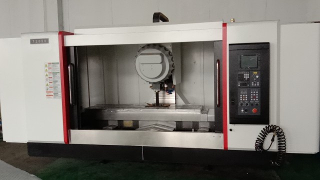 立式加工中心和臥式加工中心區(qū)別在哪？