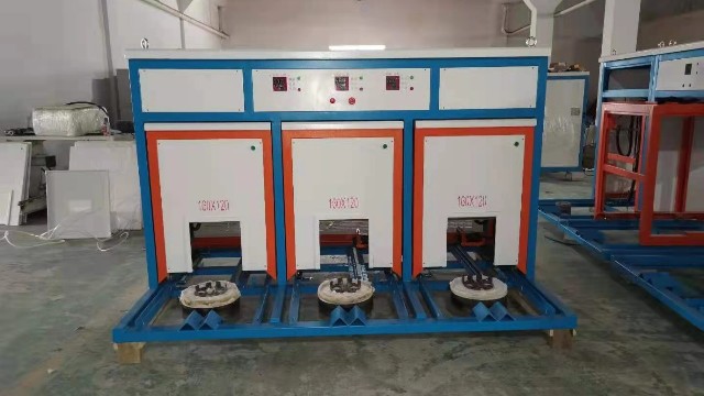 您知道科鼎電磁模具加熱爐的功能有哪些嗎？